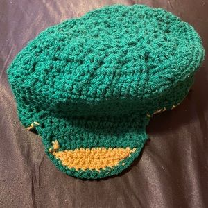 Green Newsboys Cap & Arm Warmers